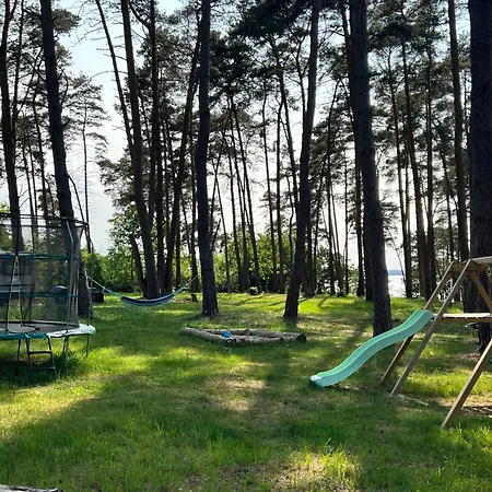 Daire Ferienhaeuser Insel Usedom - Luxuswohnwagen 4 Mit Whirlpool Direkt Am Achterwasser