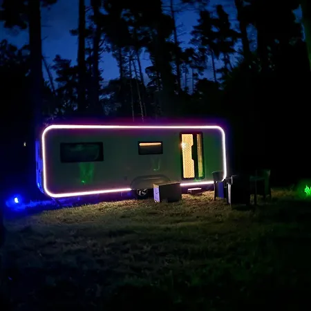 Ferienhaeuser Insel Usedom - Luxuswohnwagen 4 Mit Whirlpool Direkt Am Achterwasser Daire *