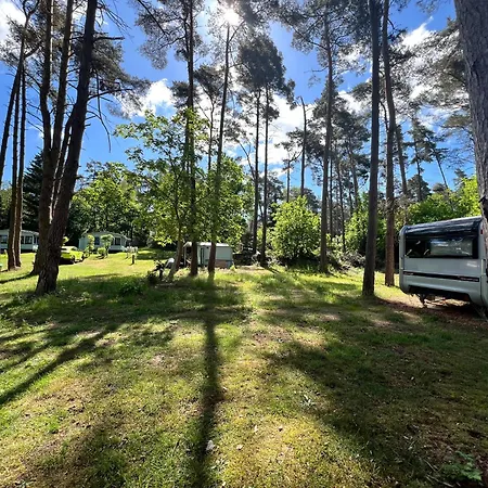 Ferienhaeuser Insel Usedom - Luxuswohnwagen 4 Mit Whirlpool Direkt Am Achterwasser * Lutow