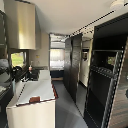 Ferienhaeuser Insel Usedom - Luxuswohnwagen 4 Mit Whirlpool Direkt Am Achterwasser * Lutow