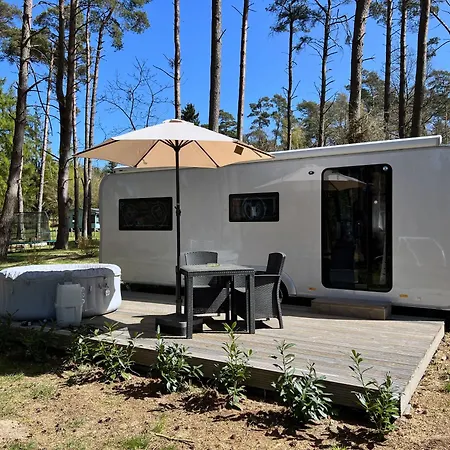 Apartament Ferienhaeuser Insel Usedom - Luxuswohnwagen 4 Mit Whirlpool Direkt Am Achterwasser *